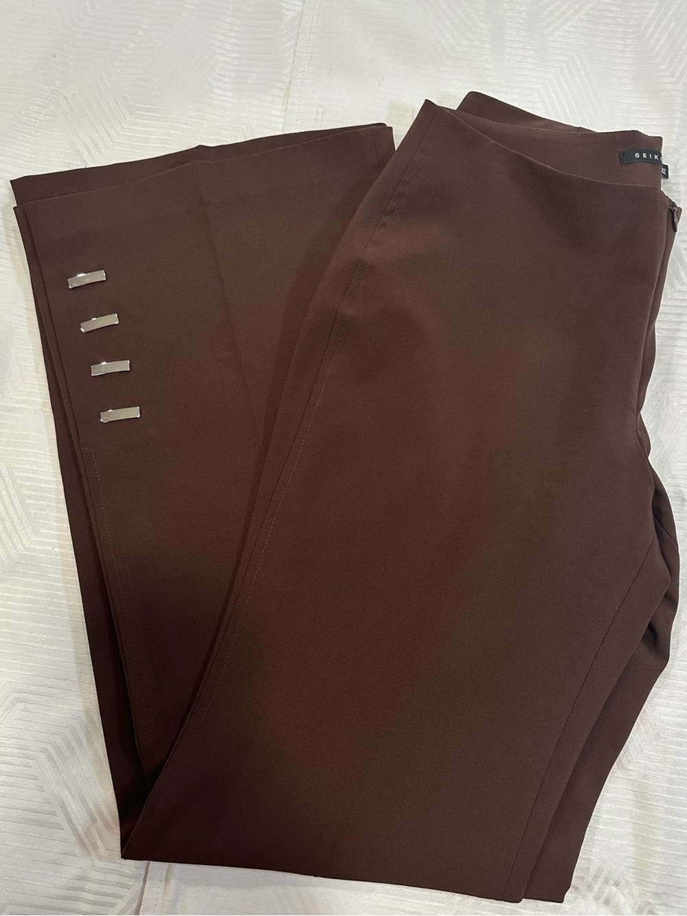 Seiki Brown Flared Dress Pants Metal Accent Detail Brazilian Luxury EUC US 8 M